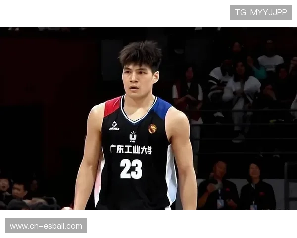 同为NBA季前赛首秀杨瀚森得4分陈国豪砍14分周琦数据成最大看点 同为NBA季前赛首秀杨瀚森得4分陈国豪砍14分周琦数据成最大看点